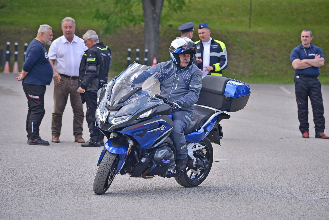 Rendőrségi motoros oktatás