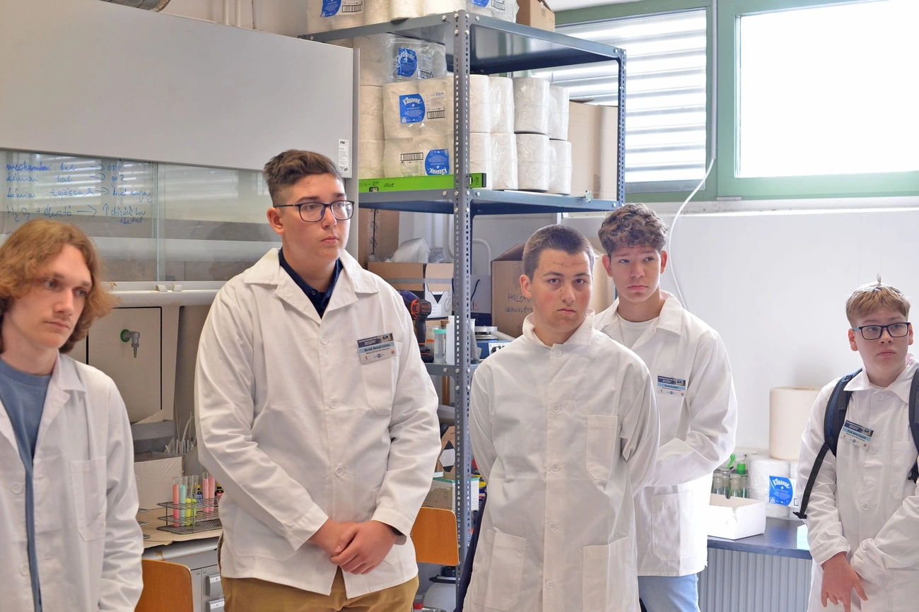 Kémia tábor a Miskolci Egyetemen