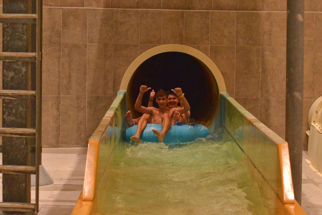 Strandok_éjszakája