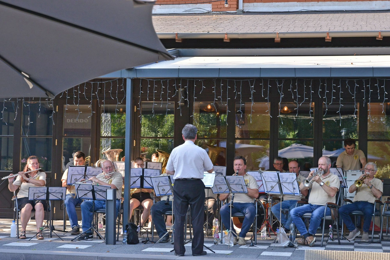 A sátoraljaújhelyi Dohánygyári Fúvószenekar koncertje