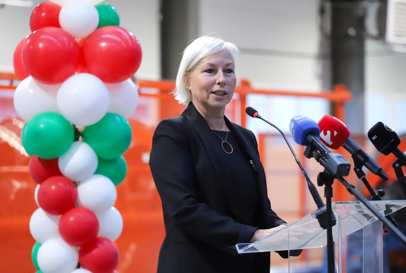 A FUX Zrt. ünnepélyes csarnok átadója