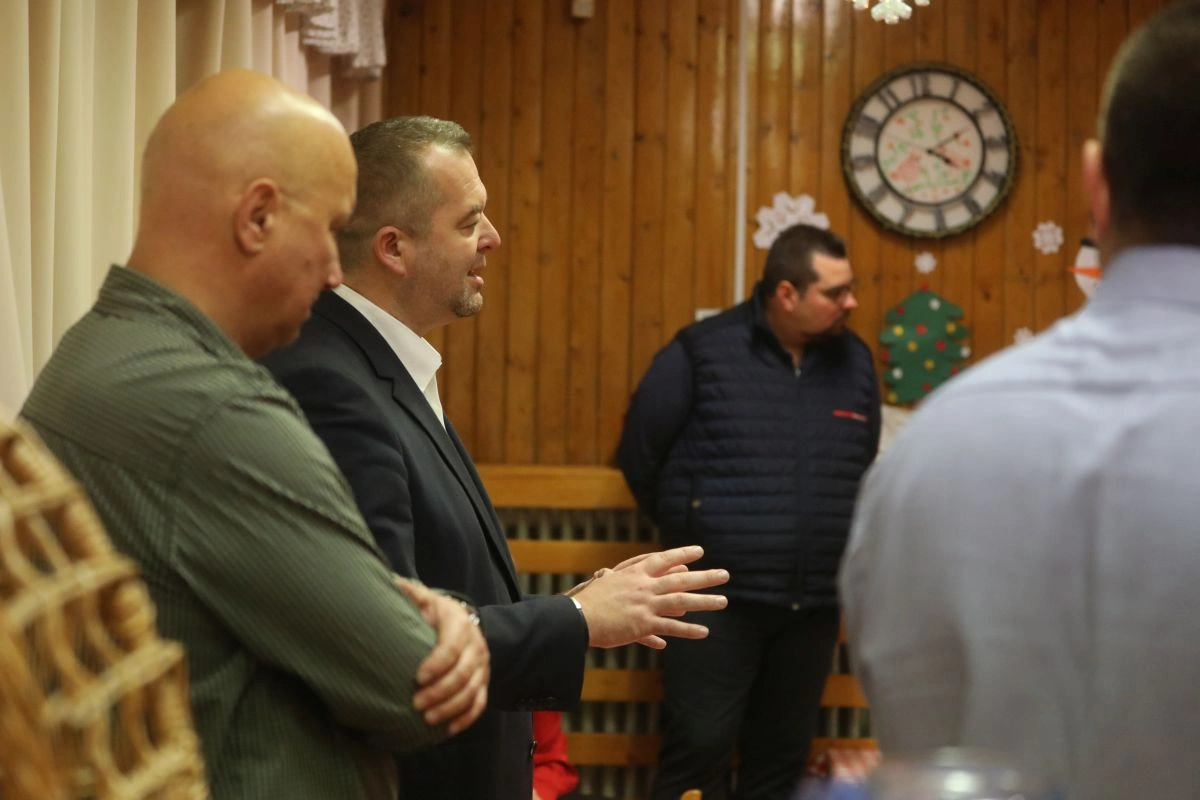 Hollósy Infó az Andrássy utcán. Fotó: Juhász Ákos