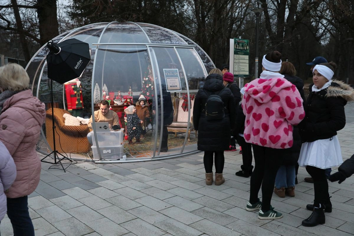 Advent a a miskolctapolcai tóparton. Fotó: Juhász Ákos