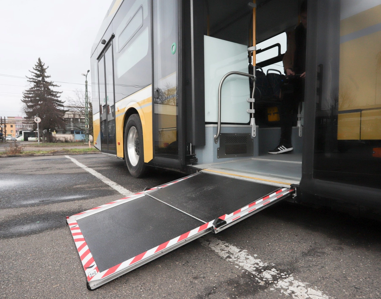 BYD elektromos busz tesztelése az MVK-nál