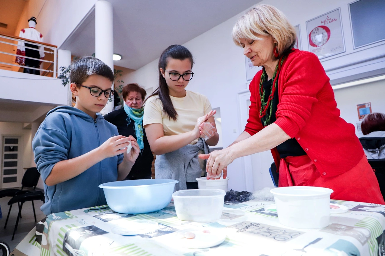 Kézműves ünnep a Miskolci Galériában