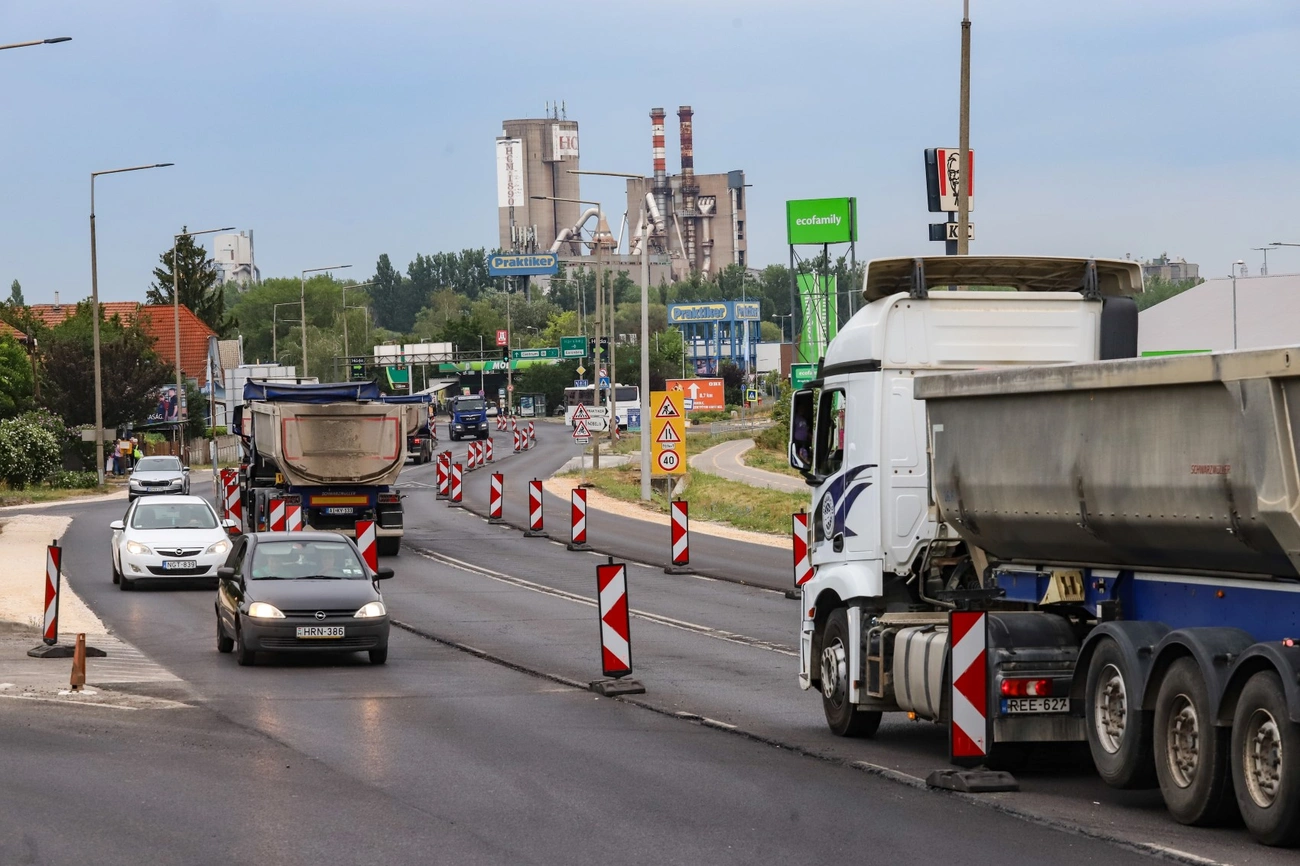 Folytatódik a 3-as számú főút felújítása