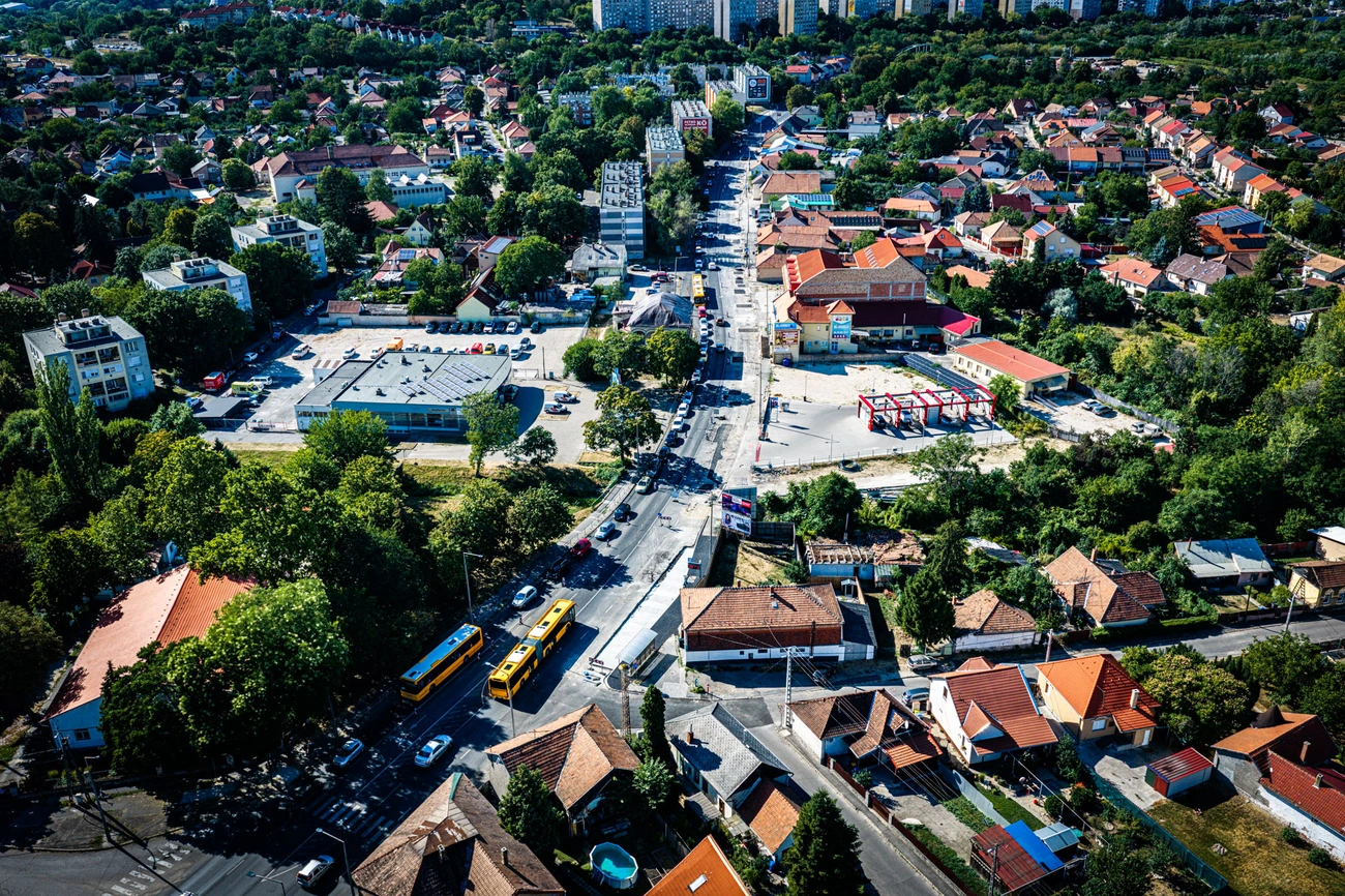 A 26-os felújítása madártávlatból