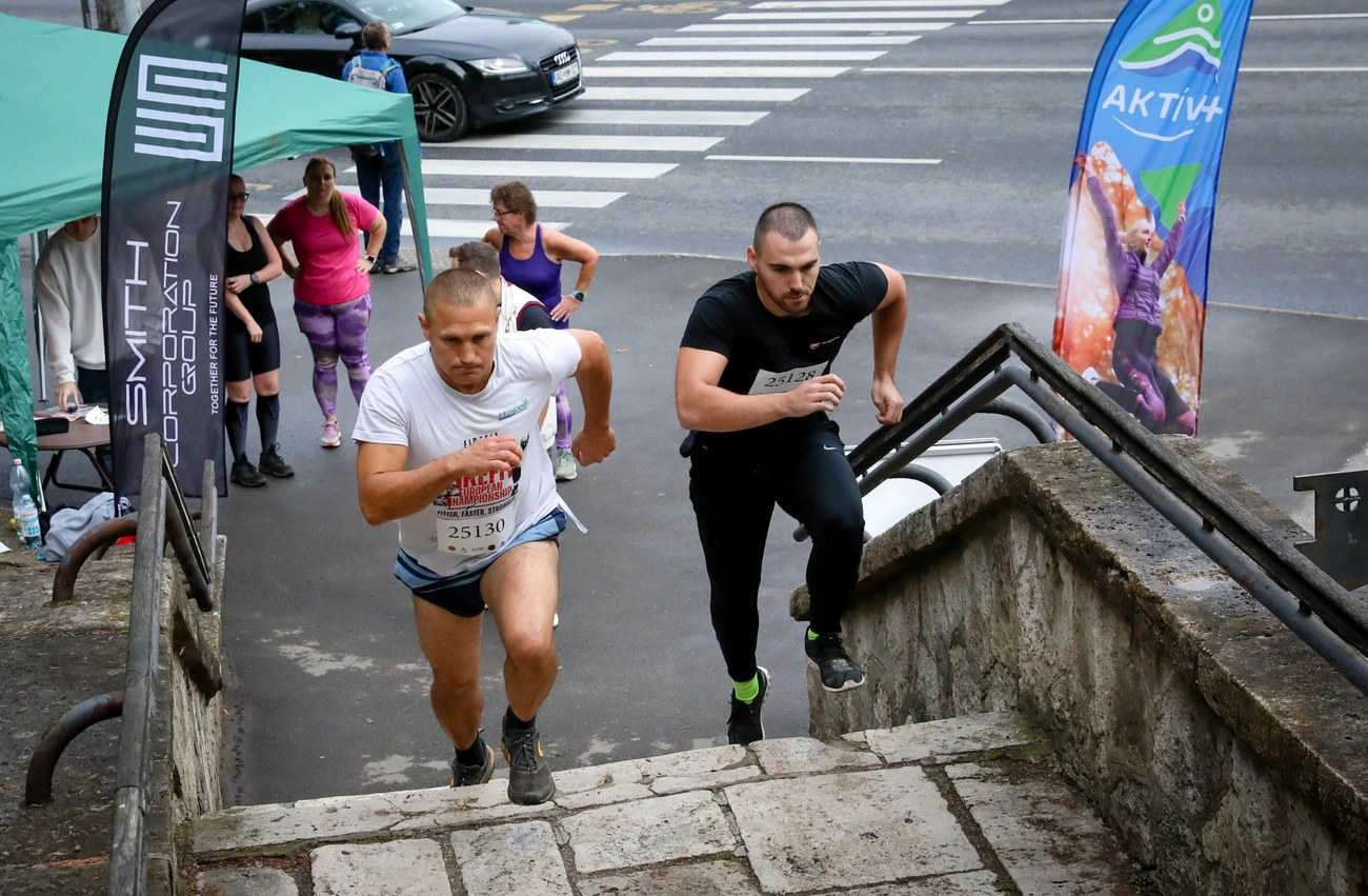 II. Kilátó 375 - Avasi lépcsőfutó verseny