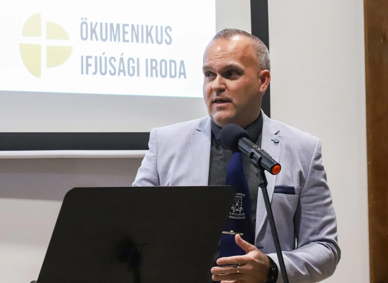 "72 óra kompromisszum nélkül" országos megnyitó ünnepség a Fráterban