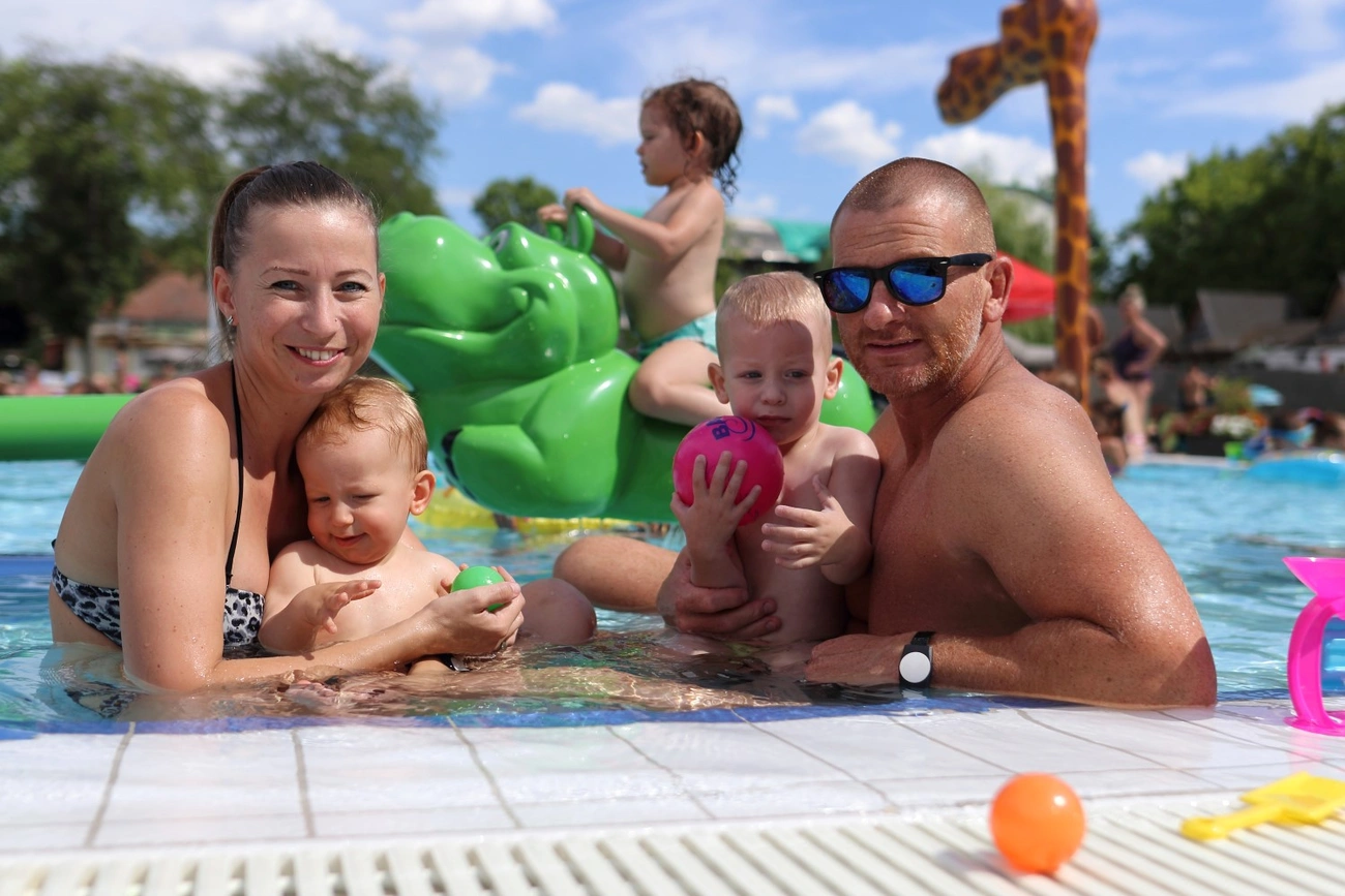Családi nap a Mislolctapolcai Strandfürdőben 