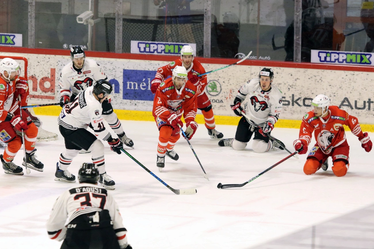 DVTK Jegesmedvék - HC&#039;05 Banská Bystrica 