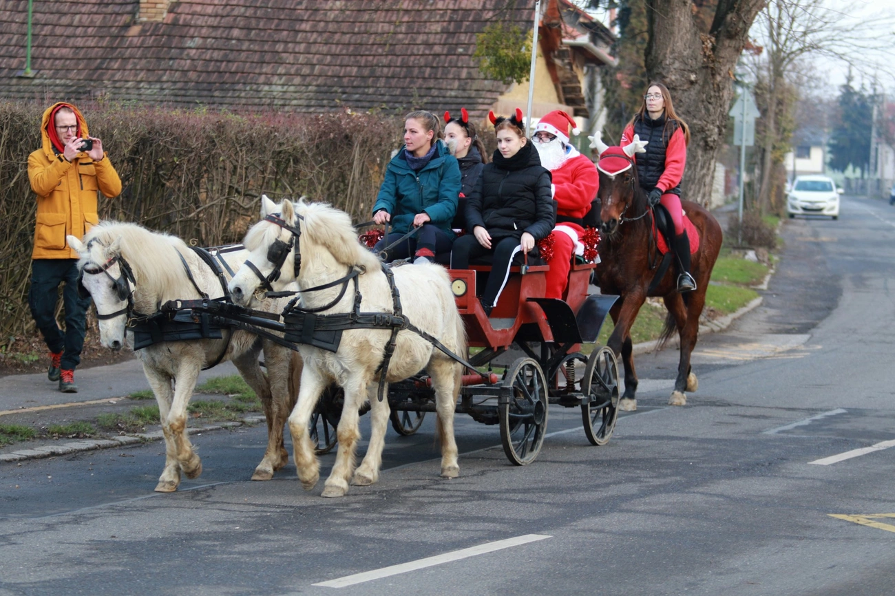 Adventi programok Görömbölyön 
