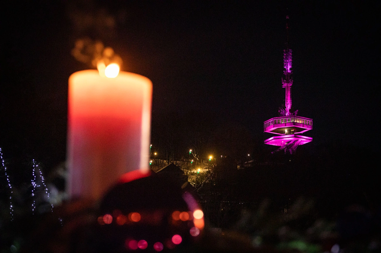 Adventi gyertyagyújtás a Szent István téren 