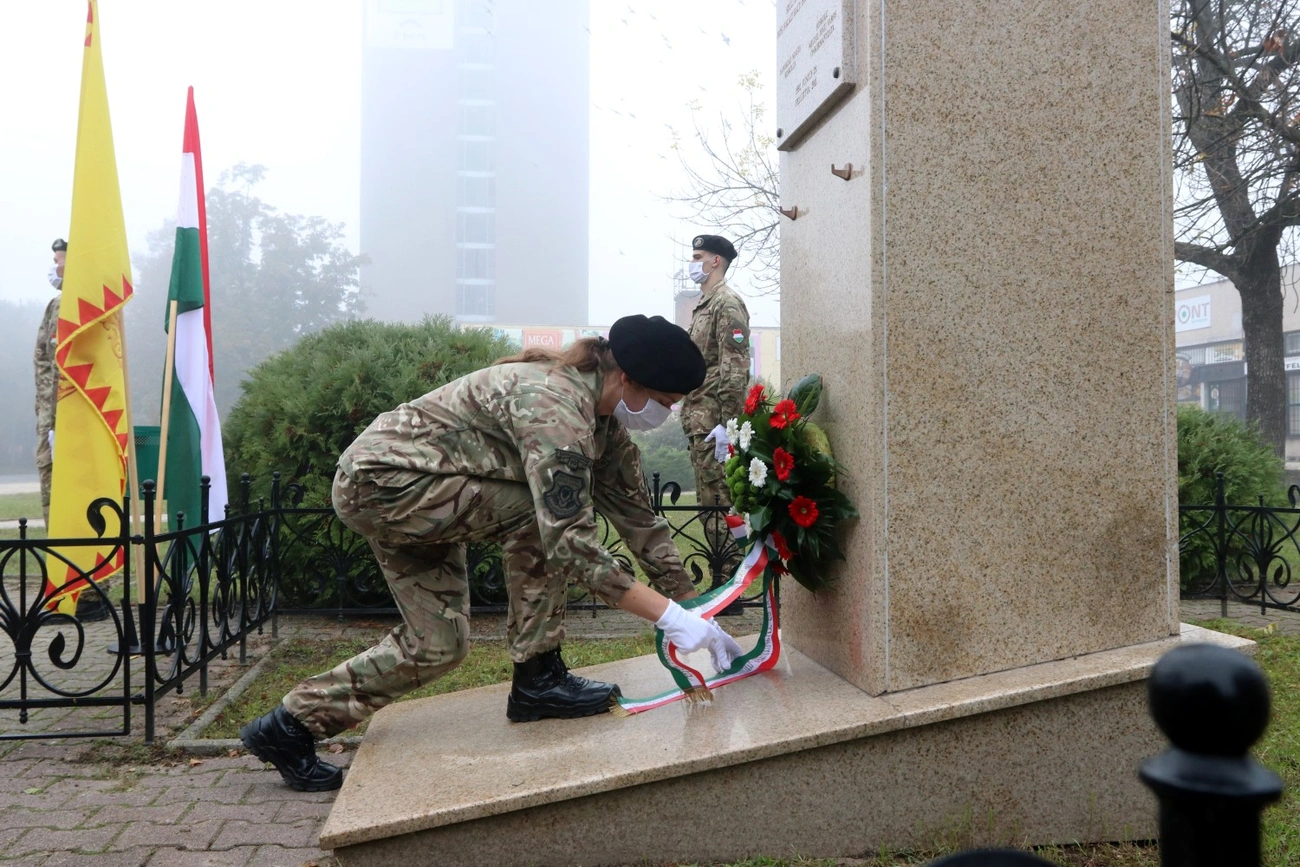Koszorúzás október 23-án I. 