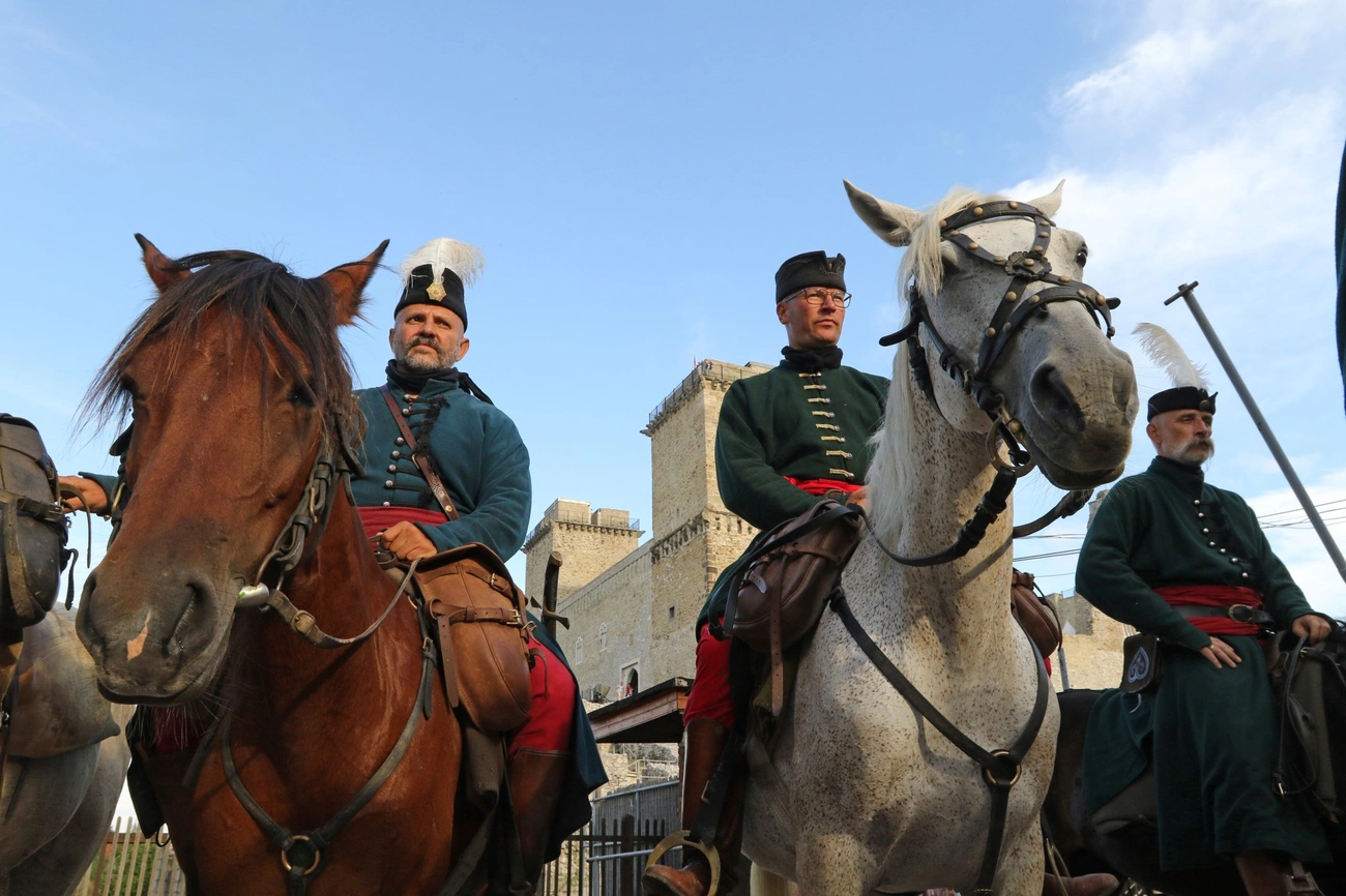 Lovasportyázók jártak a Diósgyőri várnál 
