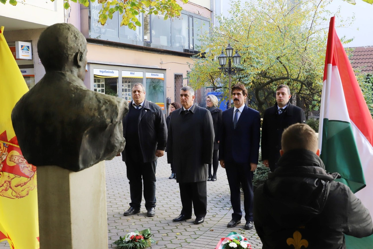 Megemlékezés és koszorúzás október 23-án I. 