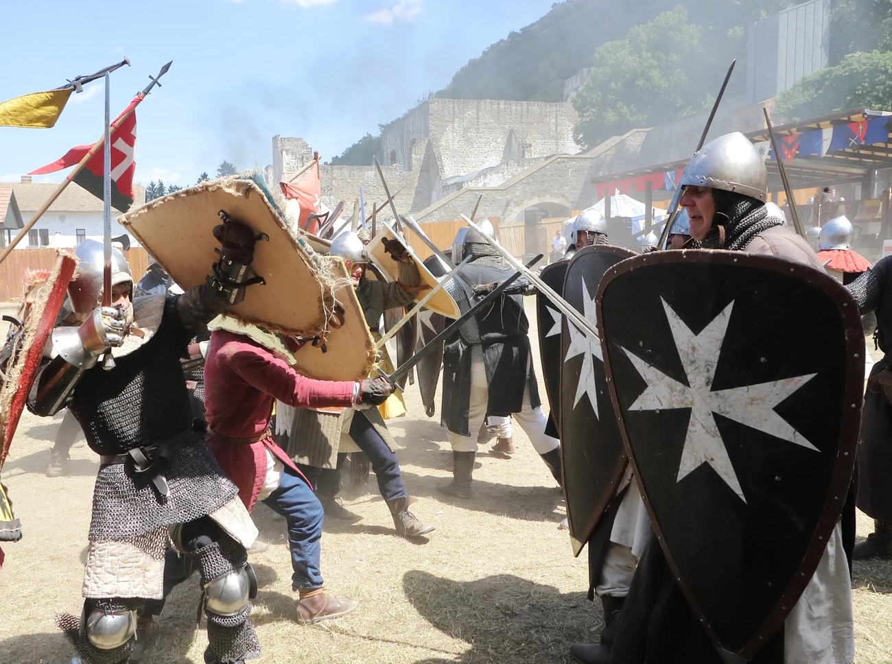  Miskolci Johanniták a  Visegrádi Palotajátékokon