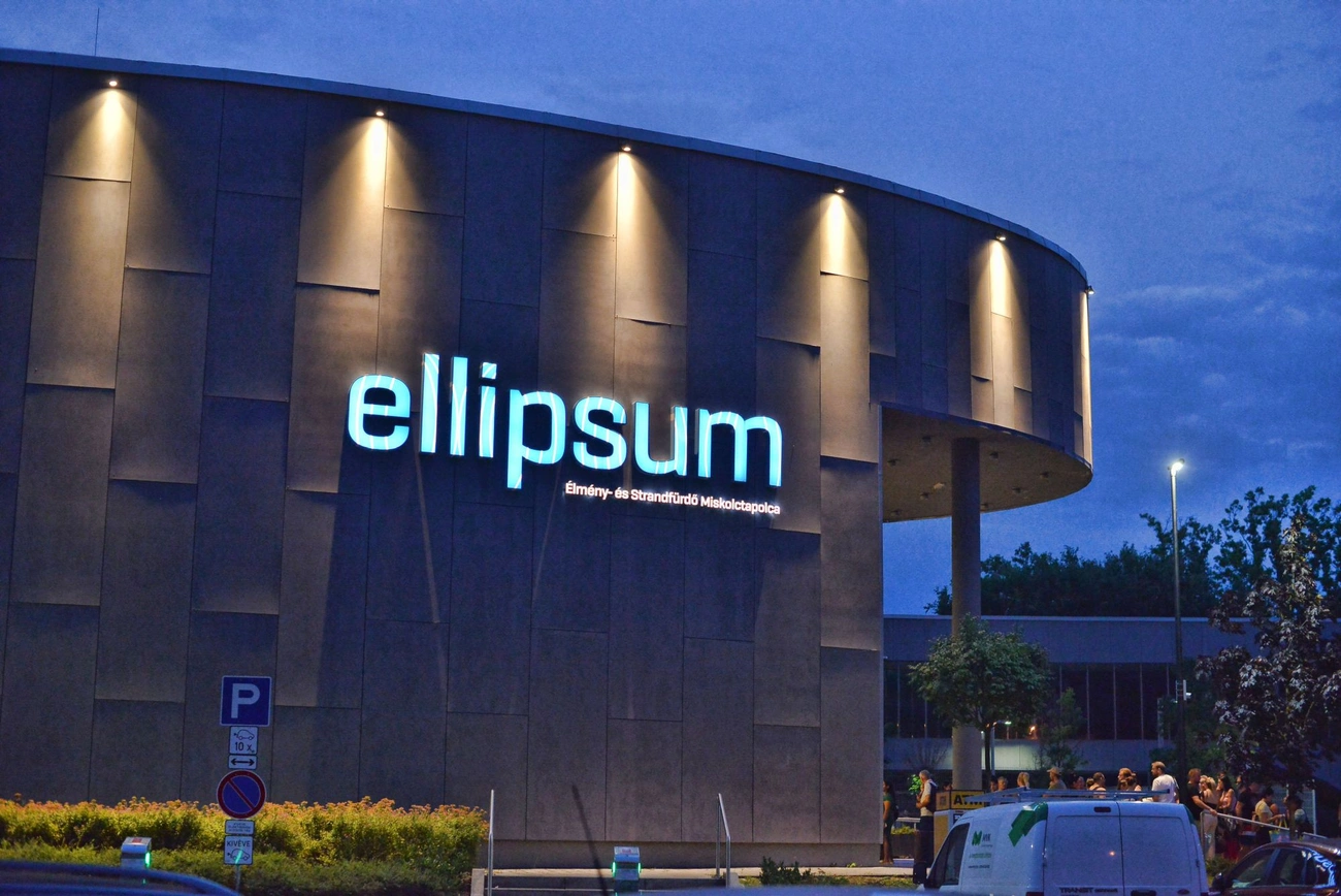 Strandok éjszakája