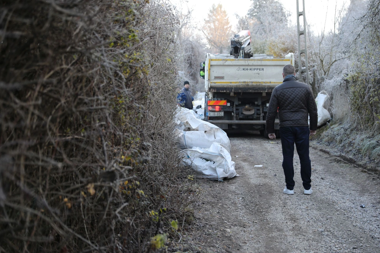 Illegális szemét elszállítás