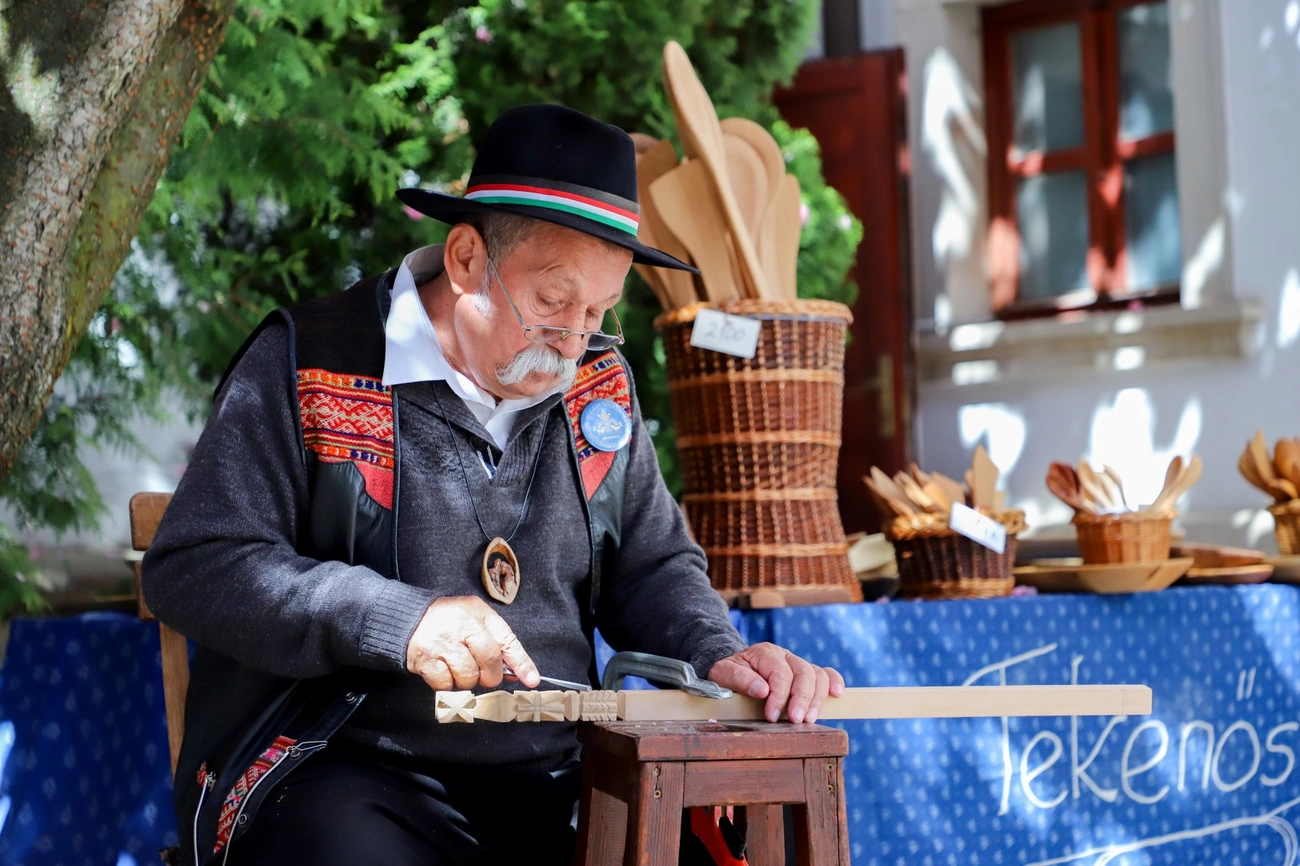 Kézműves ünnep a Miskolci Galériában