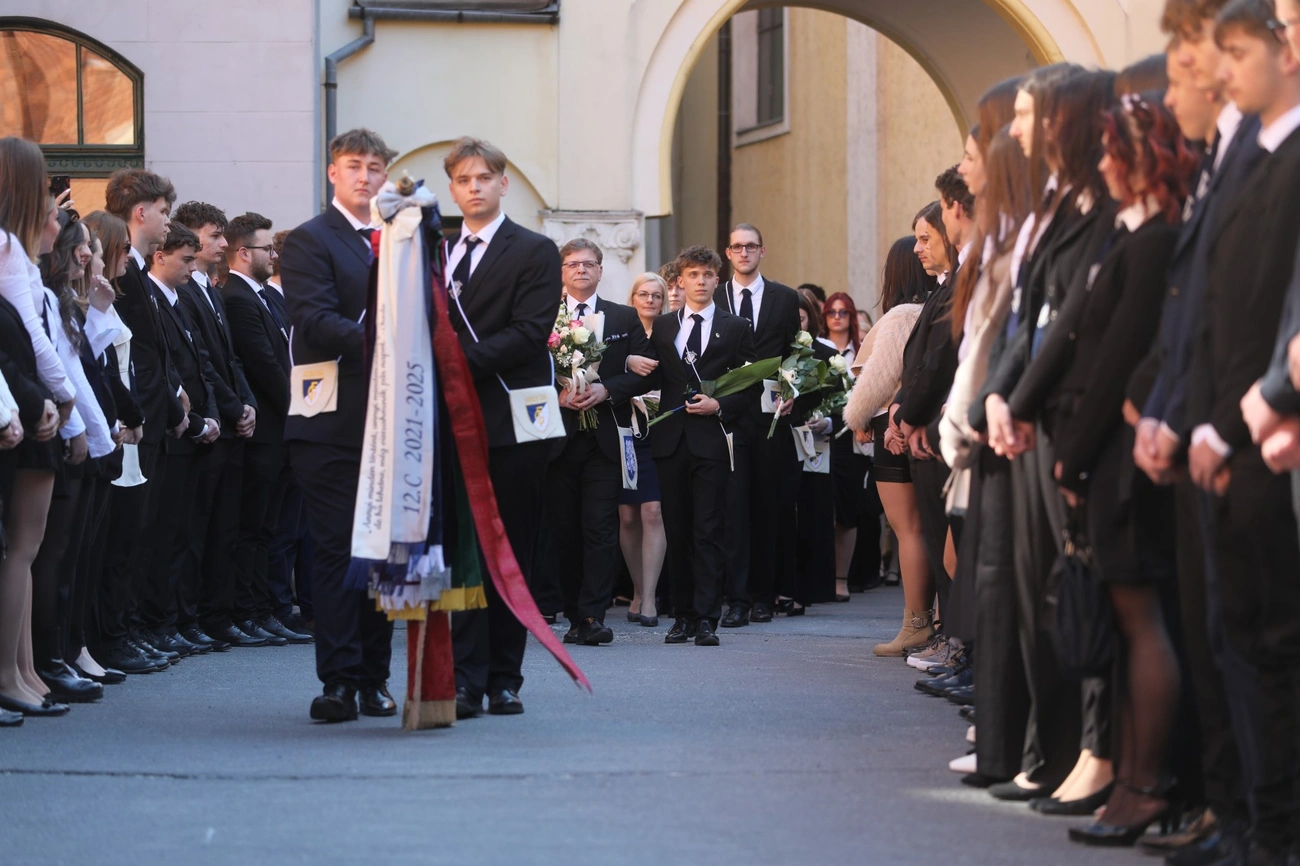 Ballagás a Földes Ferenc Gimnáziumban