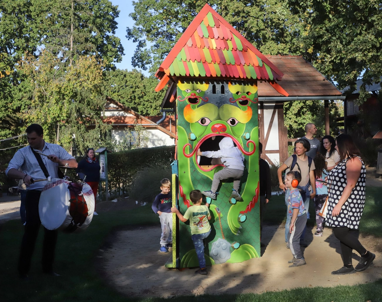 Borsszem Jankó Mesetér átadása a Baráthegyi Majorságban
