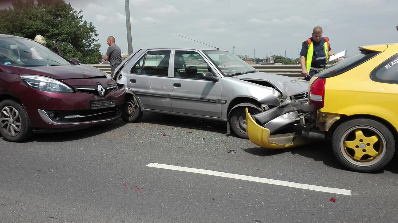 Baleset a Gömöri felüljárón