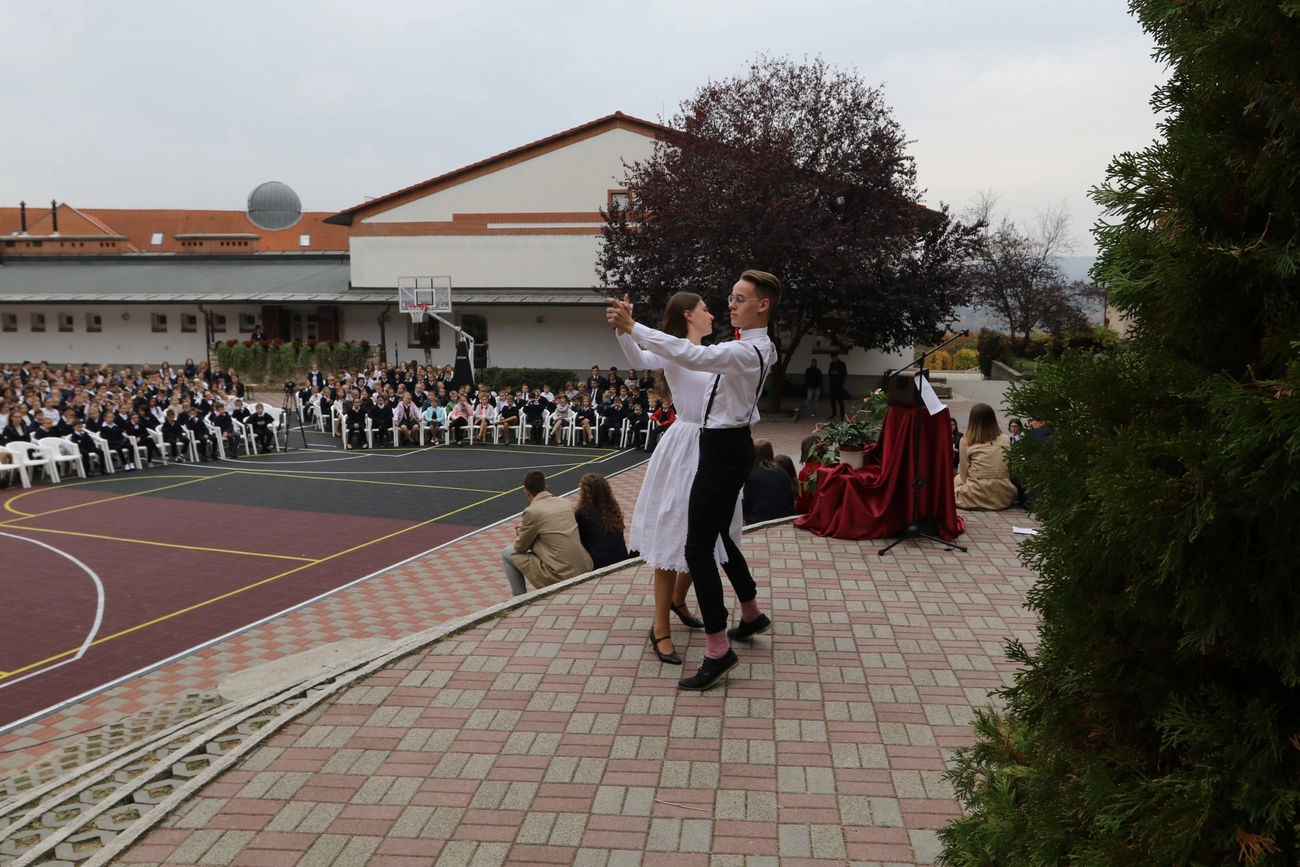 Megújult közösségi terek a jezsuita gimnáziumban