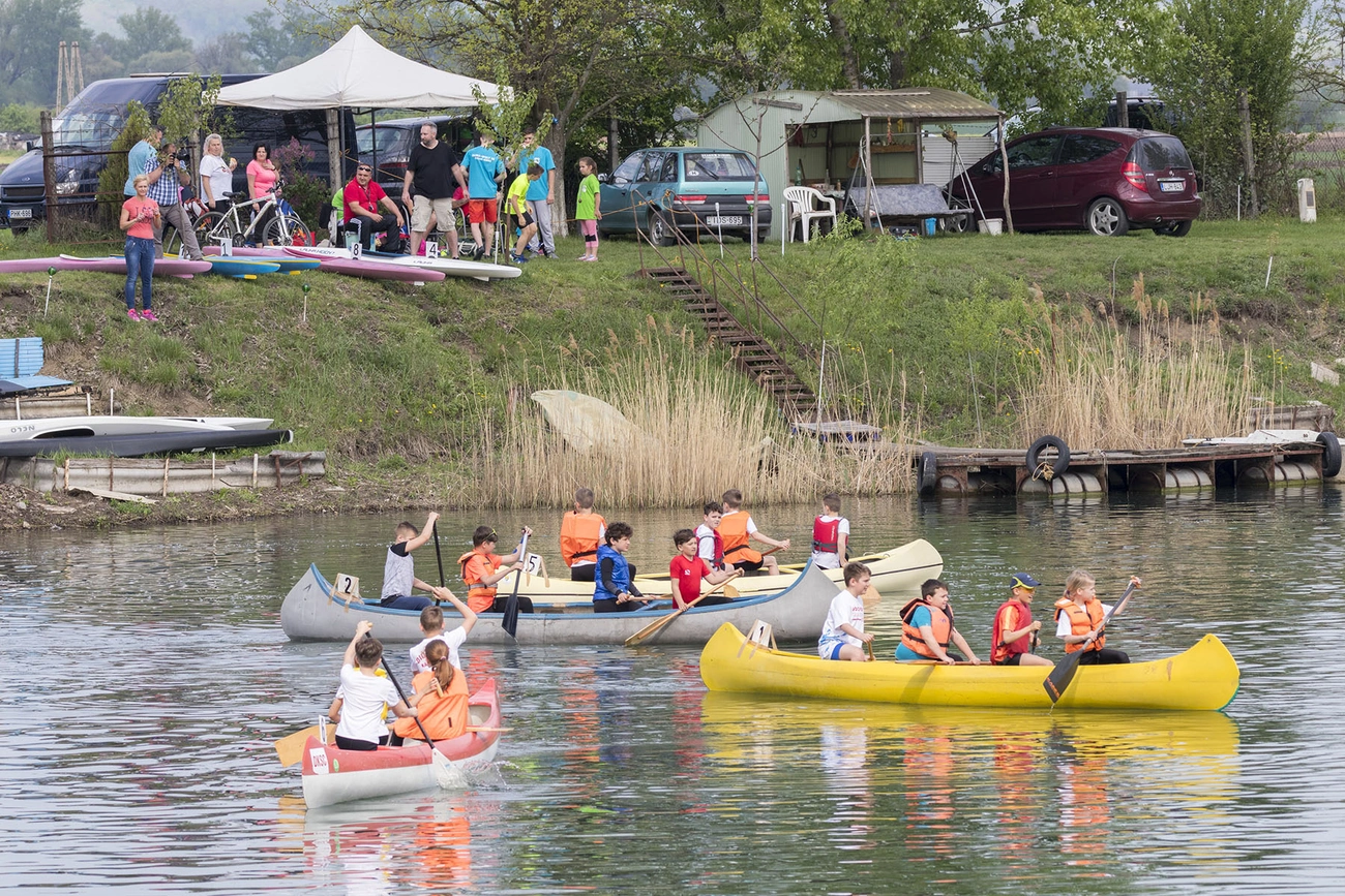 Kajak- és kenuverseny a Csorba tavon