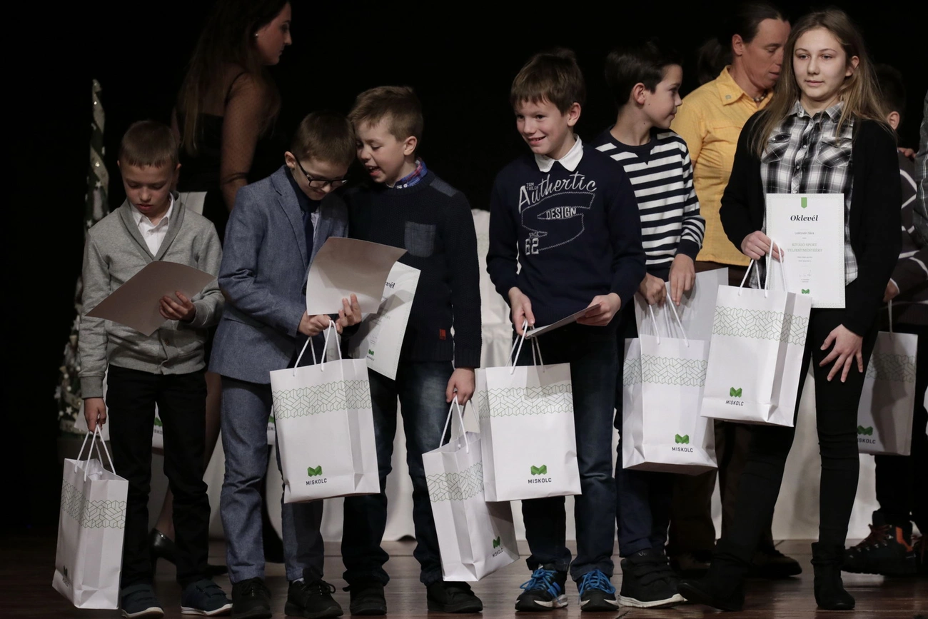 Kiváló sportolók díjazása