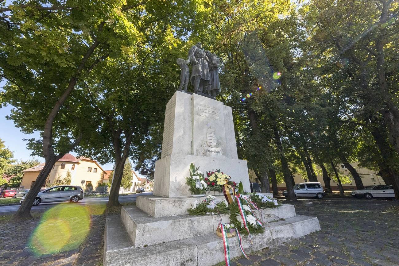 Koszorúzás az I. Világháborús Hősi Emlékműnél