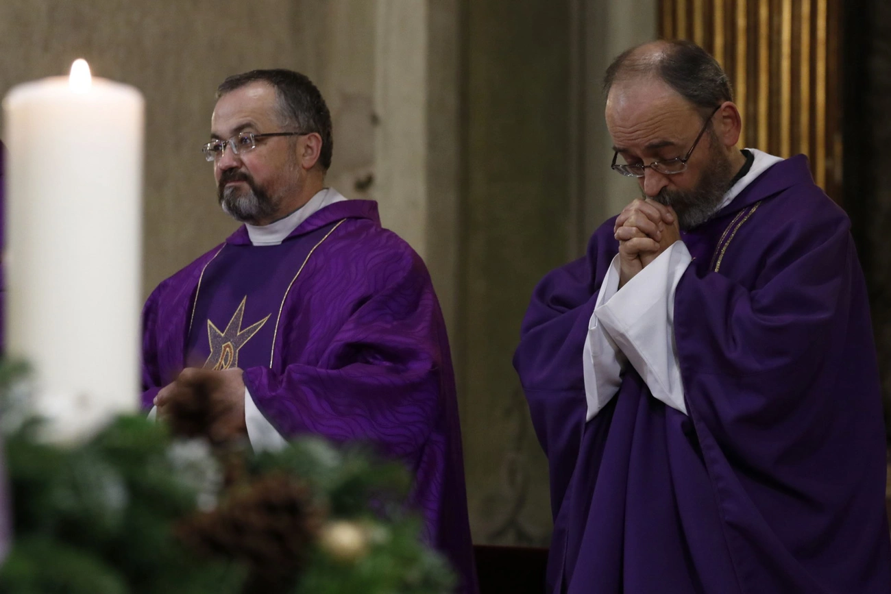 Ezüstmise a lengyel minorita papokért