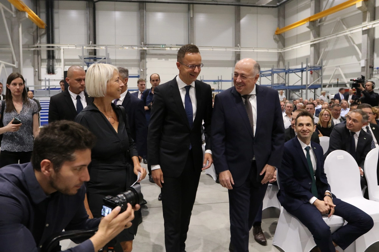 SPINTO gyáravató I.