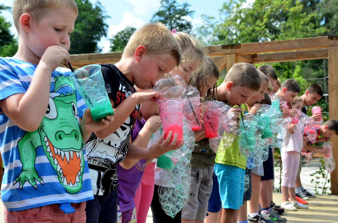Buborék nap a Miskolctapolcai Strandfürdőben