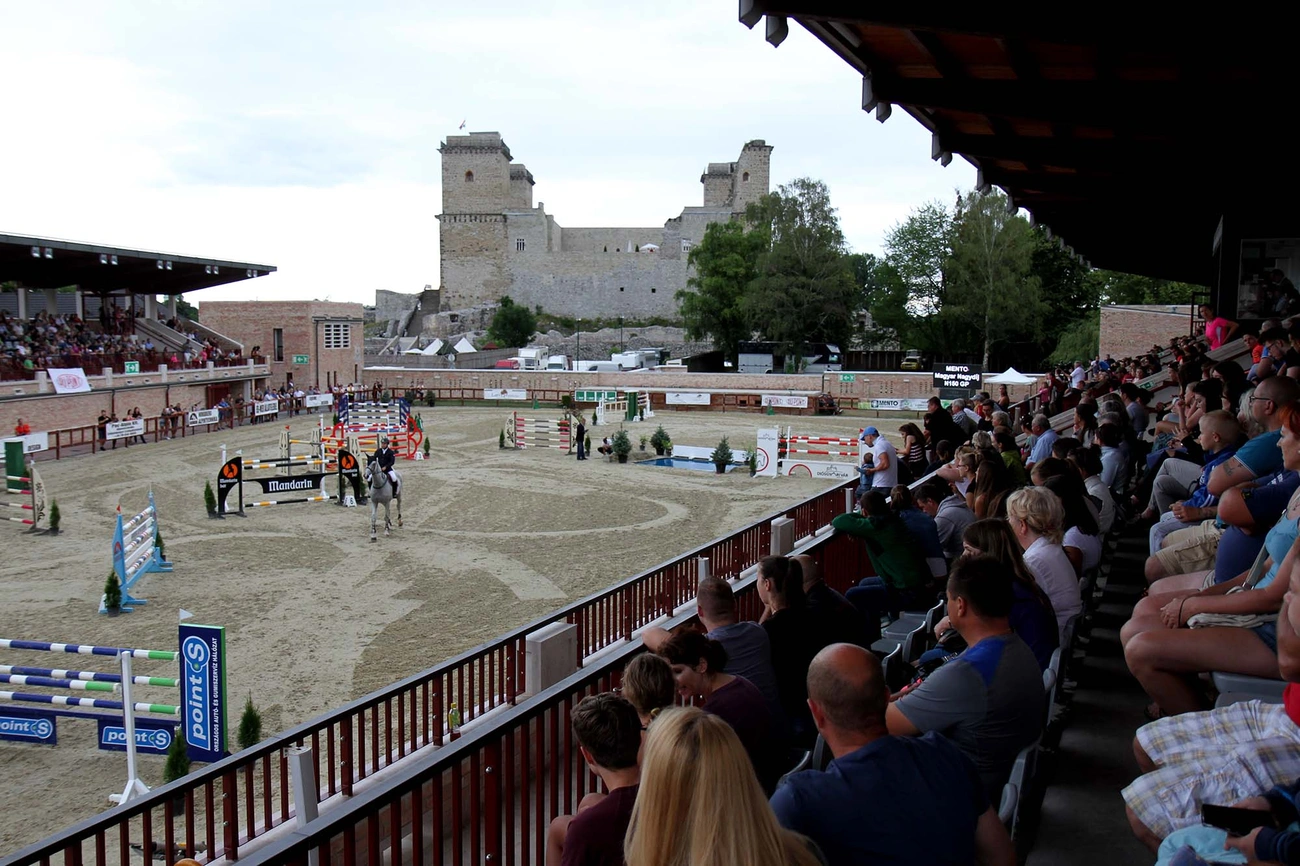Mento Magyar Nagydíj a Lovagi Tornák Terén